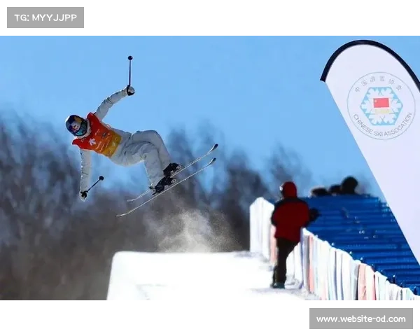 谷爱凌滑雪世锦赛夺冠后宣布进军越野跑领域挑战新高峰 谷爱凌滑雪世锦赛夺冠后宣布进军越野跑领域挑战新高峰
