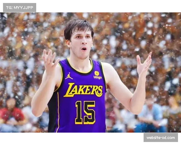 湖人险胜森林狼：里夫斯贡献28分16助攻并完成绝杀